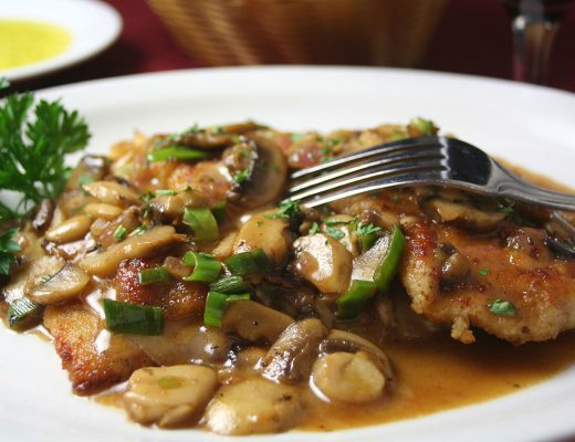 Scaloppine di seitan ai funghi