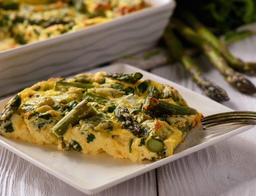 Frittata con asparagi e zucchine