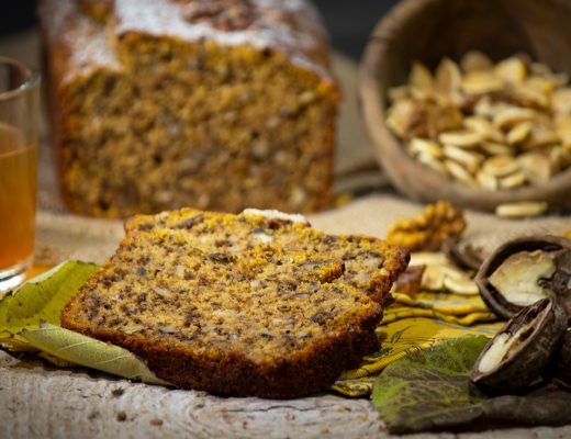 Pane integrale noci e zafferano