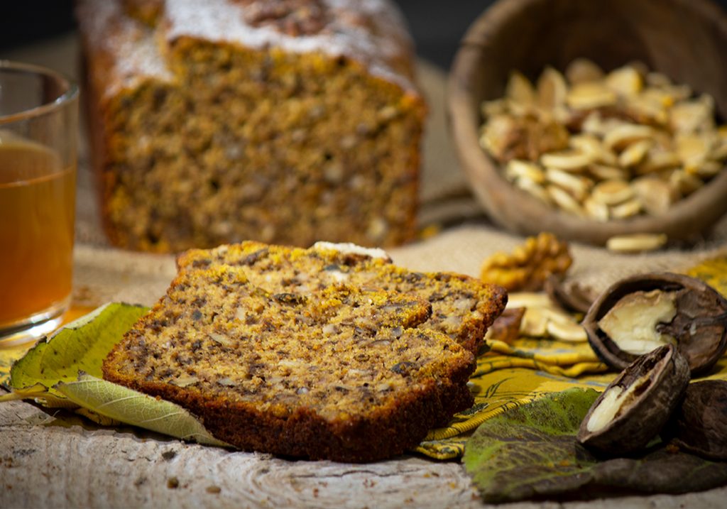 Pane integrale noci e zafferano