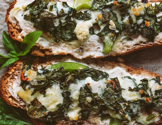 crostoni con cime di rapa