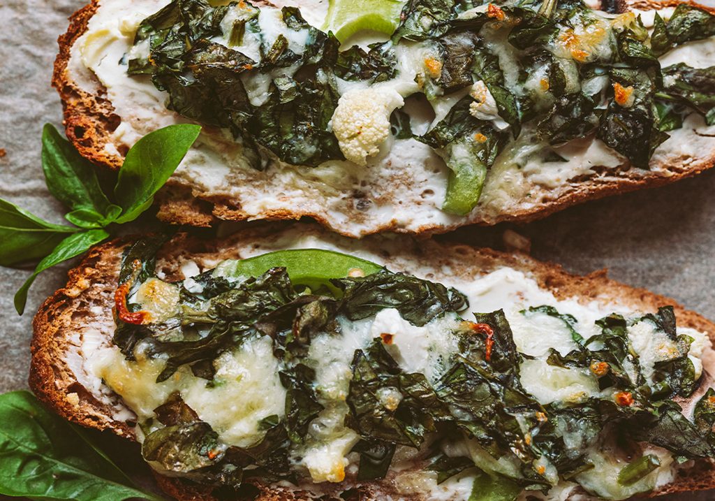 crostoni con cime di rapa